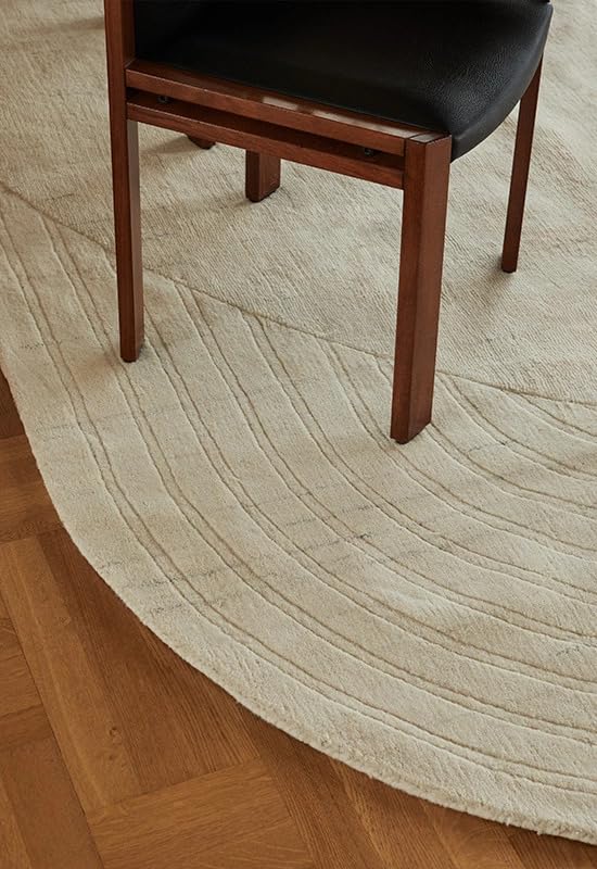 Circular - Hand Tufted Wool Rug