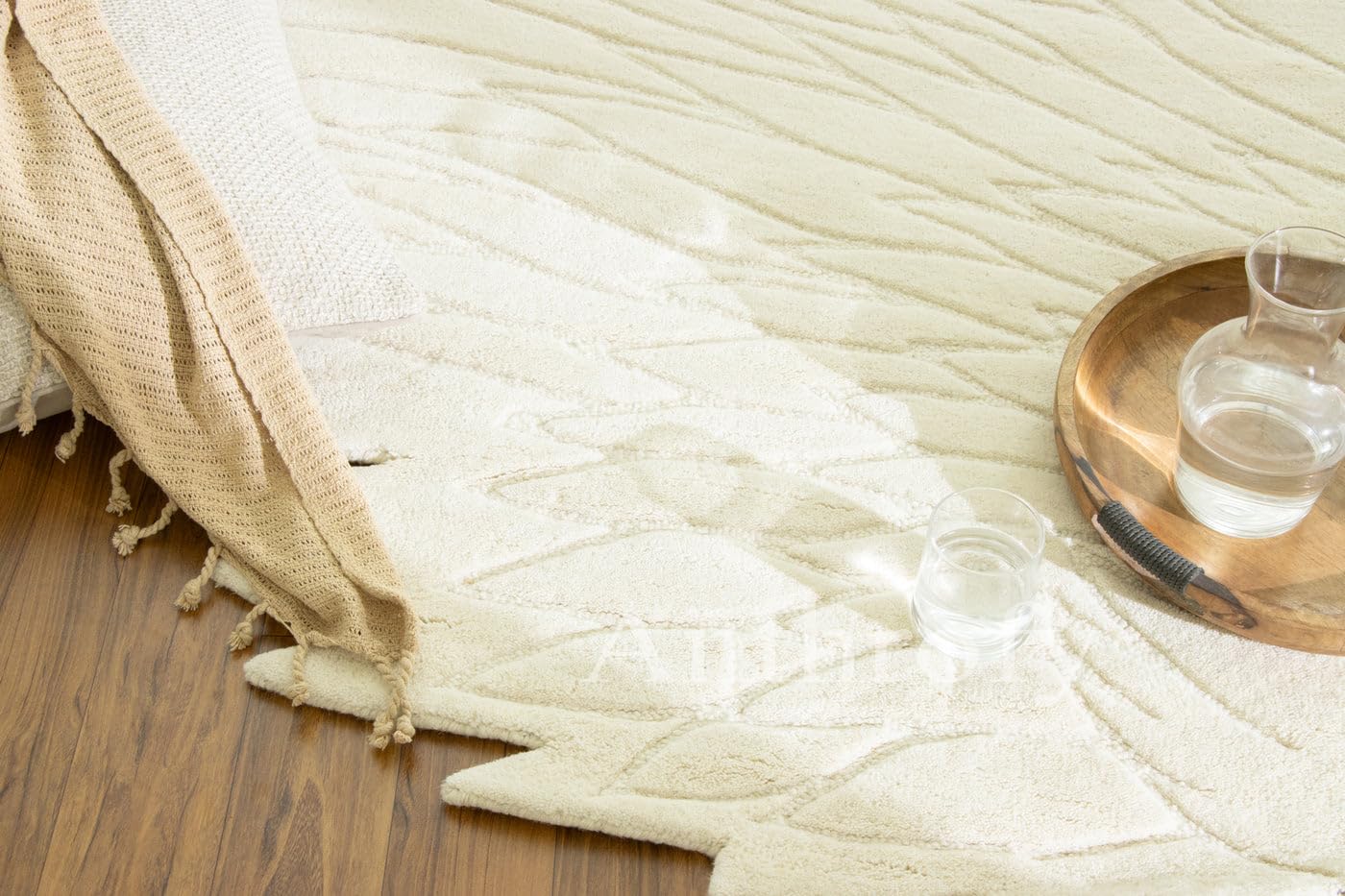 Birdwings - Hand Tufted Wool Rug