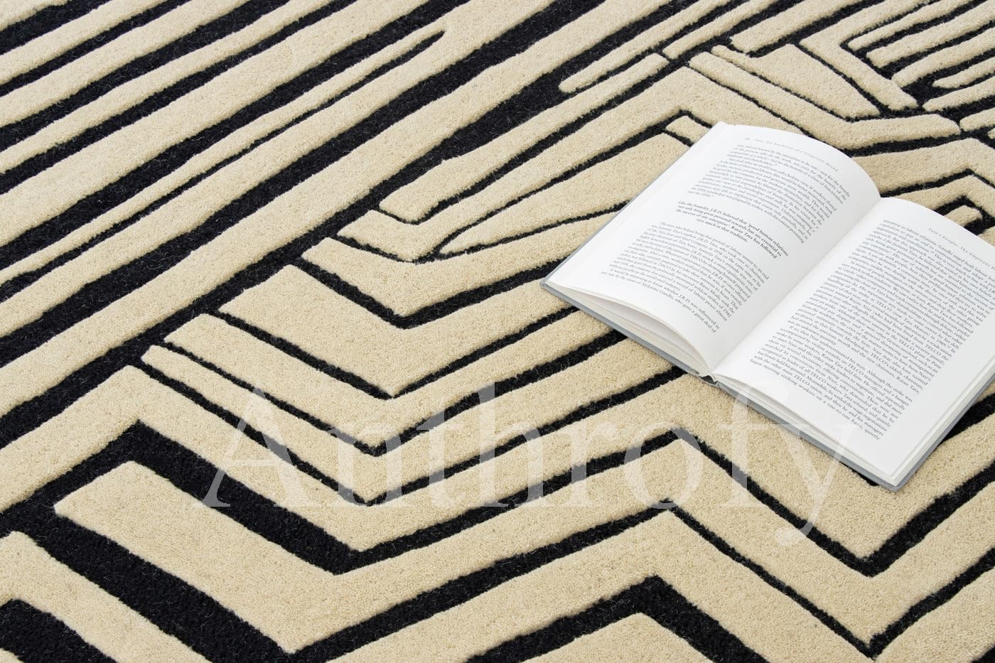 Luka - Hand Tufted Wool Rug