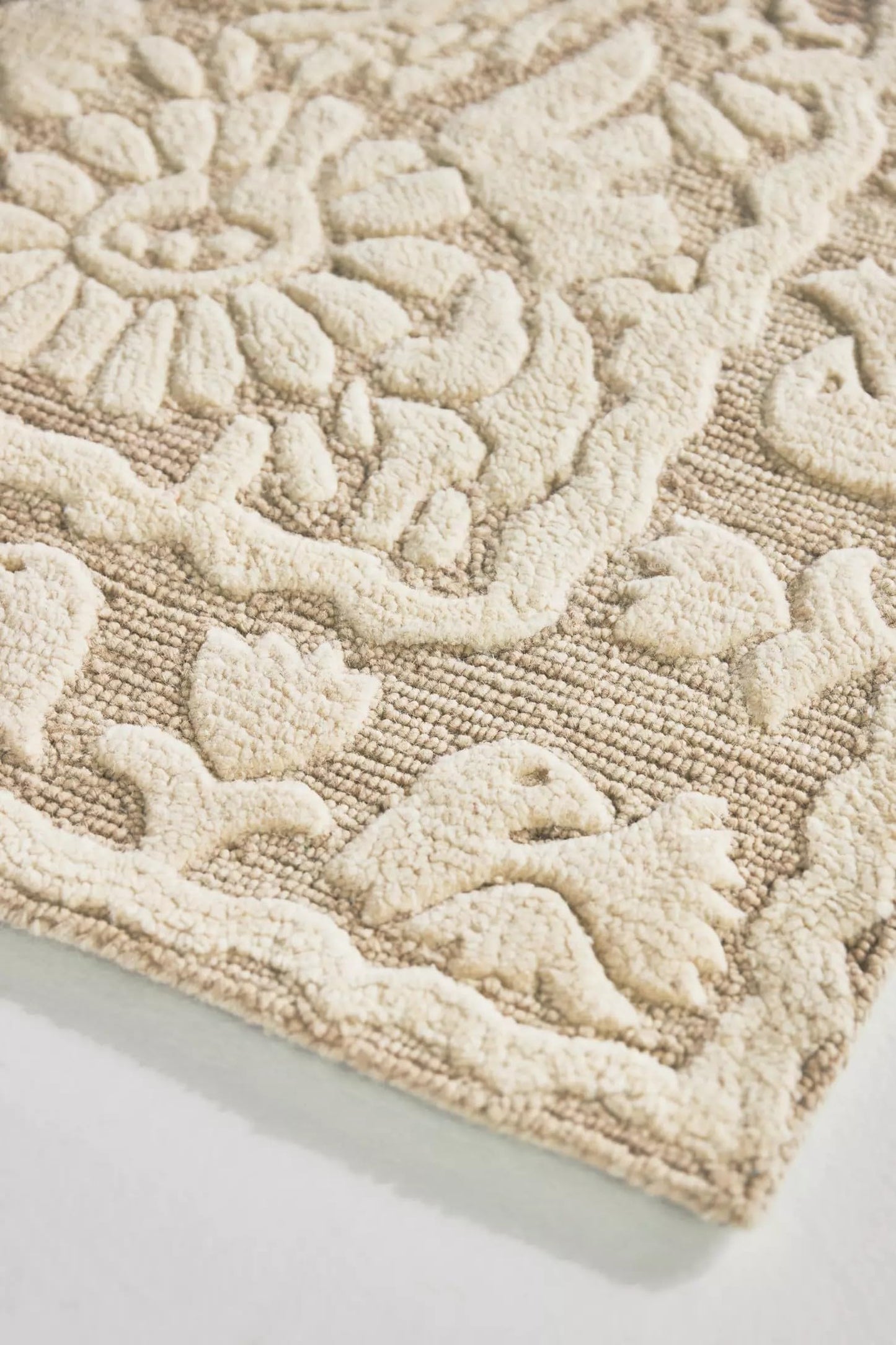 Ivory Botanic - Hand-Tufted Wool Rug