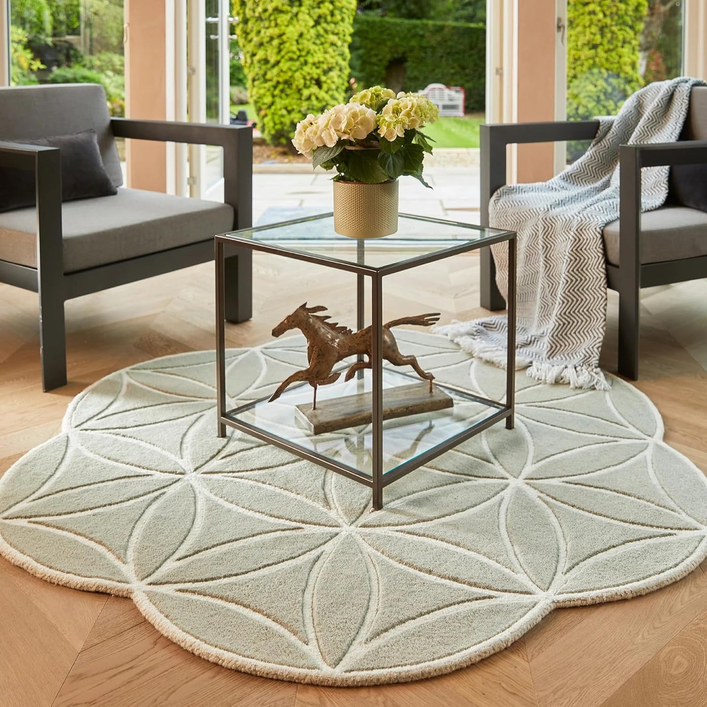 Bloomrow - Hand Tufted Wool Rug