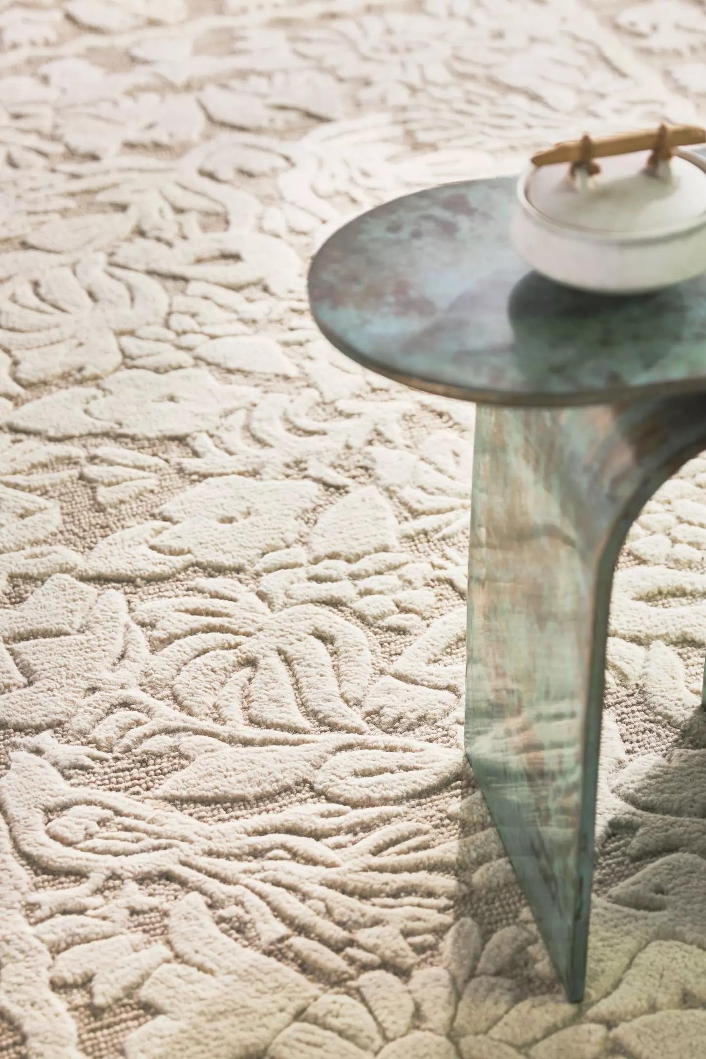 Ivory Botanic - Hand-Tufted Wool Rug