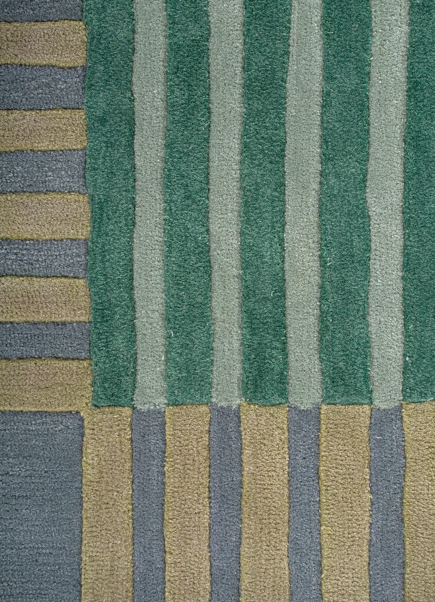 Claid - Hand-Tufted Wool Rug