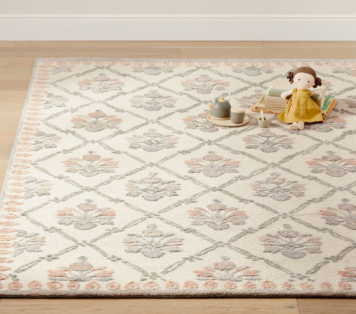 Roomani - Hand-Tufted Wool Rug